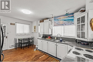 2293 Woodlawn Street - Photo 12