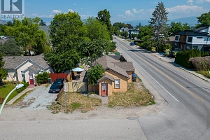 2293 Woodlawn Street - Photo 5