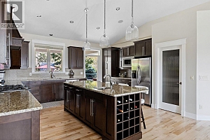839 Clarance Avenue - Photo 18