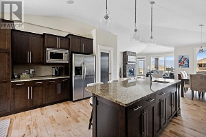 839 Clarance Avenue - Photo 23