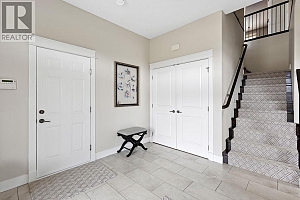 839 Clarance Avenue - Photo 3