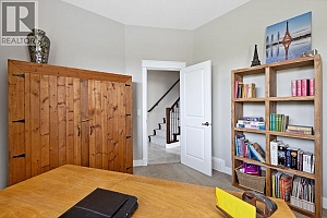 839 Clarance Avenue - Photo 41