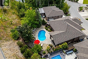 839 Clarance Avenue - Photo 64