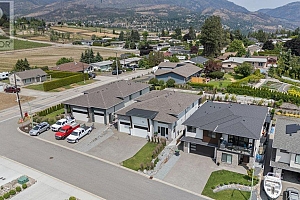 712 Lake Court - Photo 42