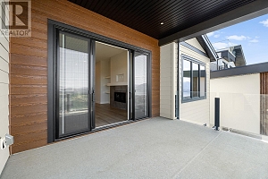 1018 Emslie Street - Photo 30