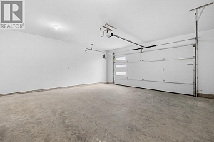 1018 Emslie Street - Photo 43