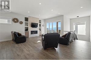 695 Deans Drive - Photo 13