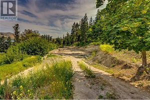 8840 Eastside Road - Photo 30