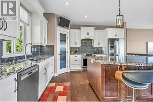 8780 Braeburn Drive - Photo 13