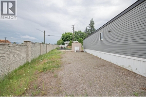 844 Hutley Road Unit# 6 - Photo 36