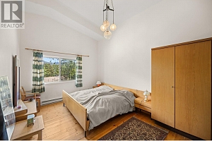 910 Lumby Mabel Lake Road - Photo 38