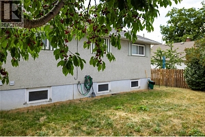 2805 39 Avenue - Photo 11
