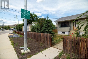 2805 39 Avenue - Photo 12