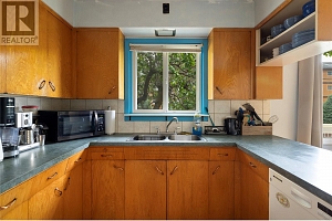 2805 39 Avenue - Photo 22