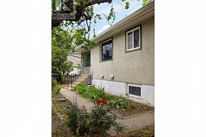 2805 39 Avenue - Photo 33