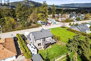 2260 Okanagan Street - Photo 52