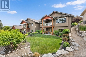 3428 Camelback Drive - Photo 3