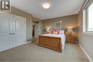 440 Lakepointe Drive - Photo 47