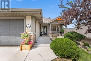 3430 Camelback Drive - Photo 2