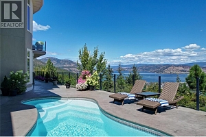 1825 Scott Crescent - Photo 4