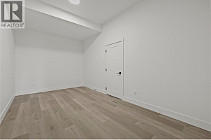 2835 Canyon Crest Drive Unit# 7 - Photo 31
