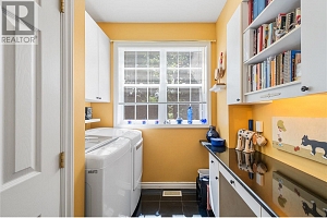 2087 Lillooet Court - Photo 20