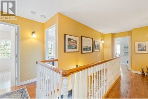 2087 Lillooet Court - Photo 32