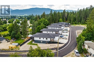 2508 Shuswap Avenue Unit# 1 - Photo 38