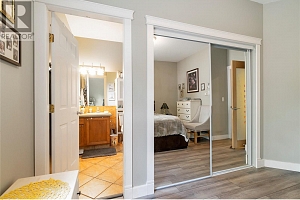 2605 Colony Street - Photo 22