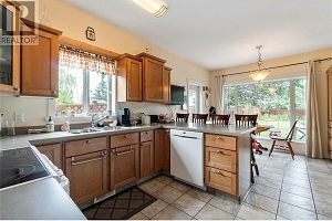 2605 Colony Street - Photo 3