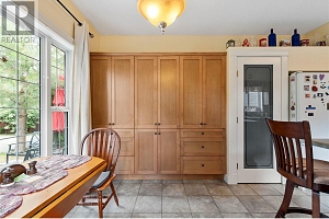 2605 Colony Street - Photo 7