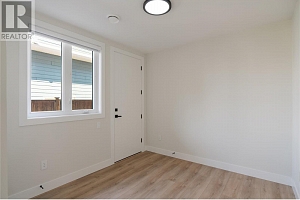 705 Raymer Road - Photo 18