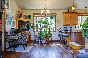 6226 Okanagan Avenue - Photo 9