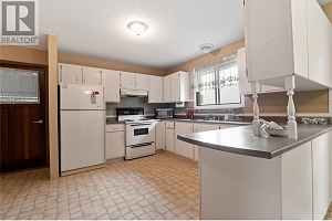 2289 Hayden Place - Photo 4