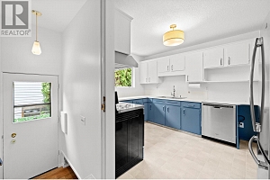 1403 Braemar Street - Photo 32