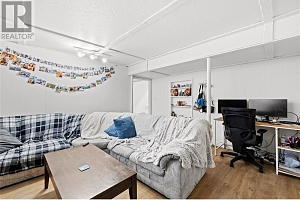 1403 Braemar Street - Photo 48