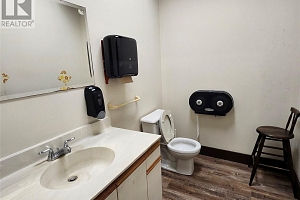 437 Glenmore Road Unit# 107 - Photo 10