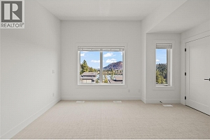 2835 Canyon Crest Drive Unit# 17 - Photo 25