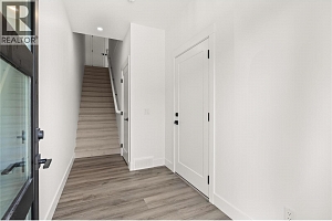 2835 Canyon Crest Drive Unit# 17 - Photo 3