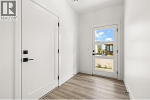 2835 Canyon Crest Drive Unit# 17 - Photo 4