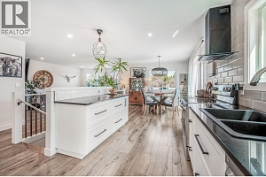 1141 Lynden Road - Photo 3