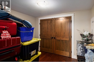 1570 Lake Breeze Road - Photo 21