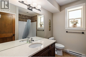 1570 Lake Breeze Road - Photo 30