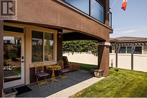 1570 Lake Breeze Road - Photo 32