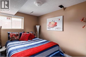 8291 Okanagan Landing Road - Photo 17
