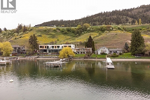 8291 Okanagan Landing Road - Photo 39