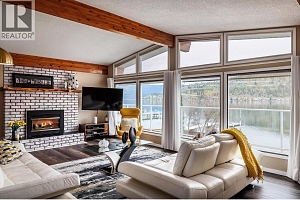 8291 Okanagan Landing Road - Photo 4