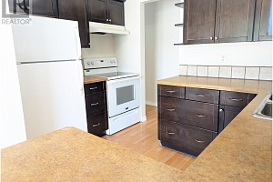 1087 Monterey Court - Photo 12