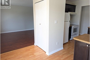 1087 Monterey Court - Photo 15