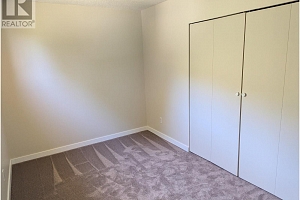 1087 Monterey Court - Photo 22